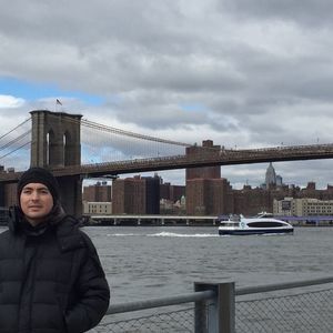 Meet your Posher, Eduardo